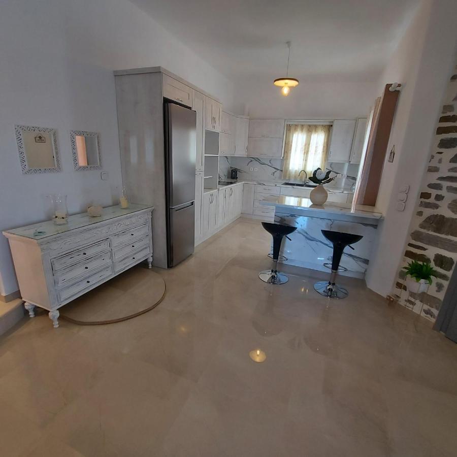 Villa Stegio à Parasporos Extérieur photo